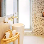 Mythica Luxury