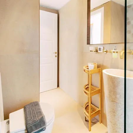 Mythica Luxury Γεννάδι
