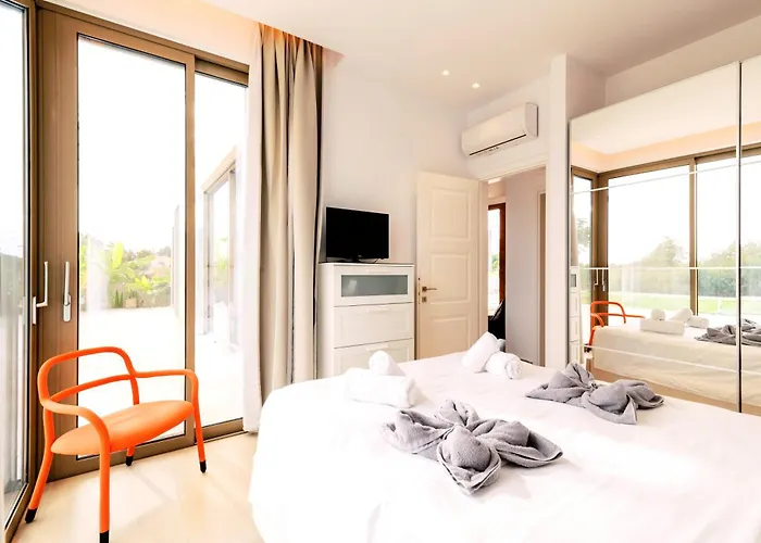 فيلة Mythica Luxury غينادي