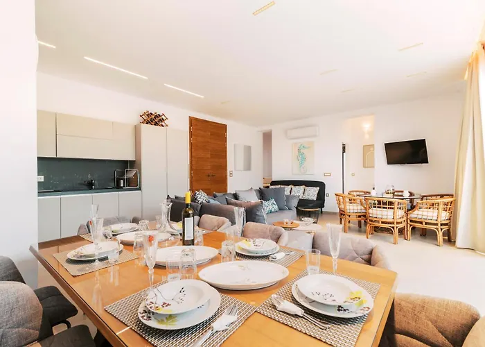 Mythica Luxury * Jenádi