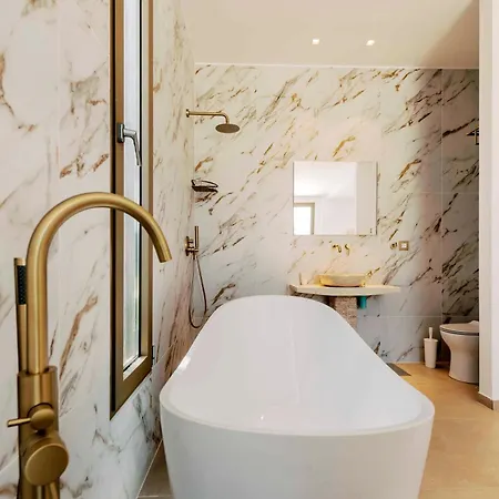 Mythica Luxury * Jenadi