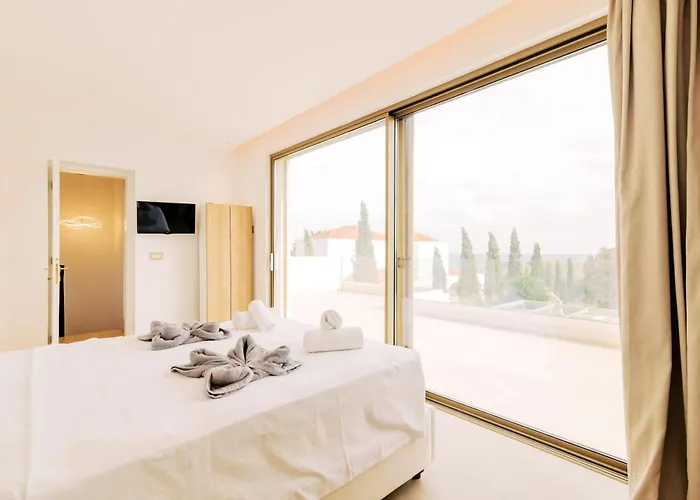 Villa Mythica Luxury *